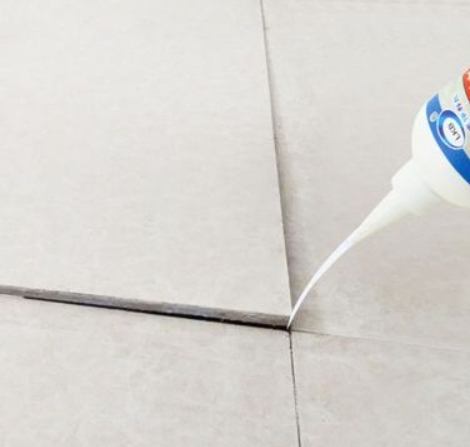 良庆瓷砖空鼓维修公司分享卫生间瓷砖脱落的原因可能有以下几点